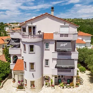  Apartman Baja