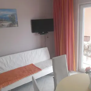 Apartment Dunja Piric