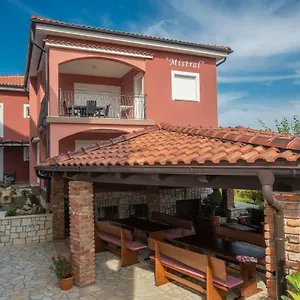  Apartment Mistral